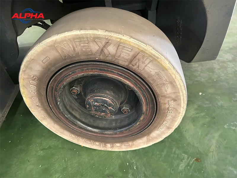 Lí do khiến lốp bị mòn