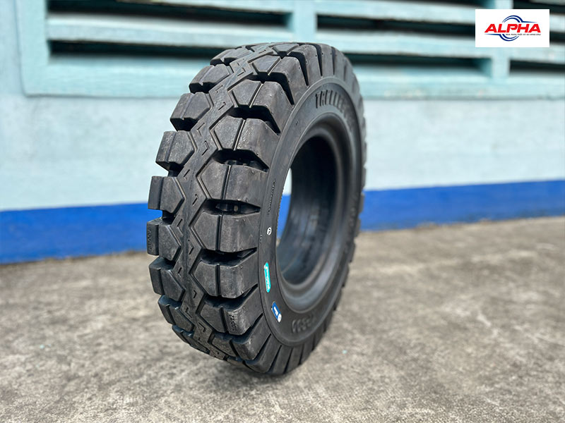 Lốp xe nâng 700-12
