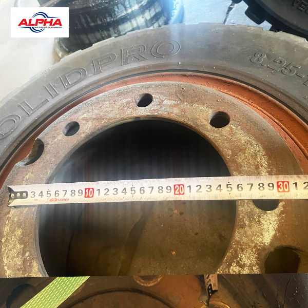 Mâm xe nâng 8.25-15 dành cho xe nâng Doosan 7 tấn