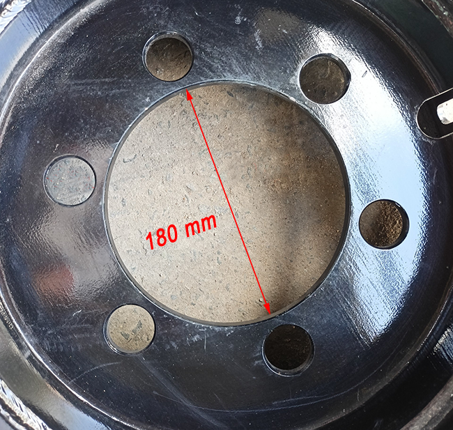 Đường kính lỗ lap mâm xe nâng 28x9-15 Heli
