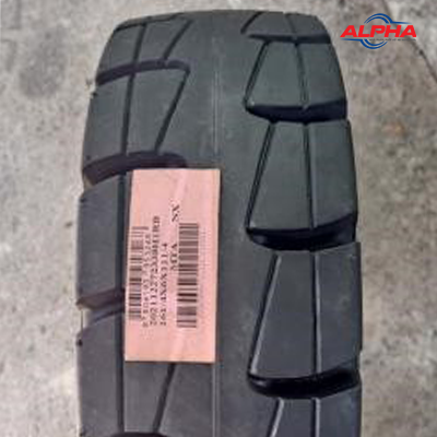 Vỏ xe nâng gai chéo