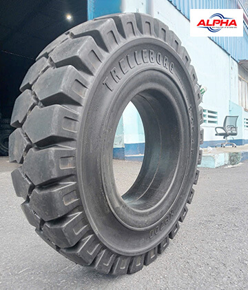 Ảnh thực tế vỏ xe nâng Trelleborg 825-15 tại kho Alpha