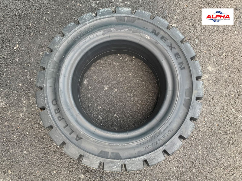 Lốp xe nâng 815-15